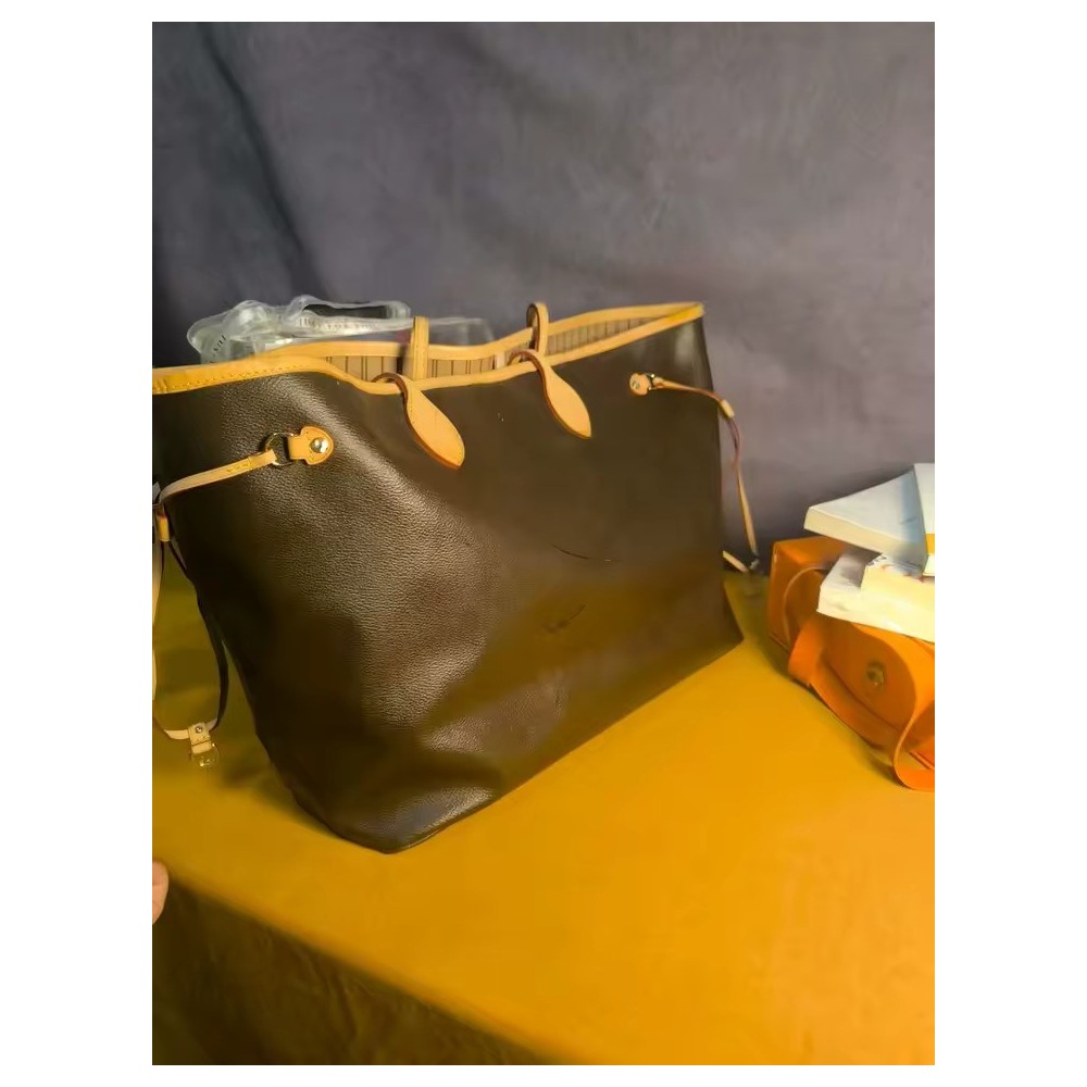 Luxe Women’s Shoulder Bucket Bag – Classic Fashion Handbag for Everyday Style