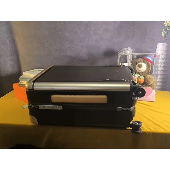 Women’s Luxury Canvas Travel Bag | Elegant & Durable Design by Luxe