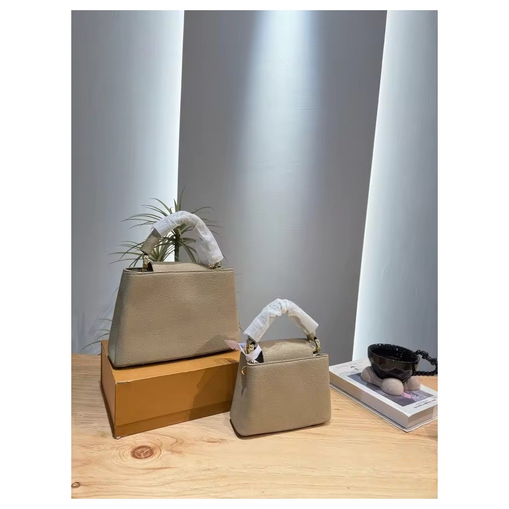 Borsa a Spalla in Pelle Luxe – Fashion e Portatile