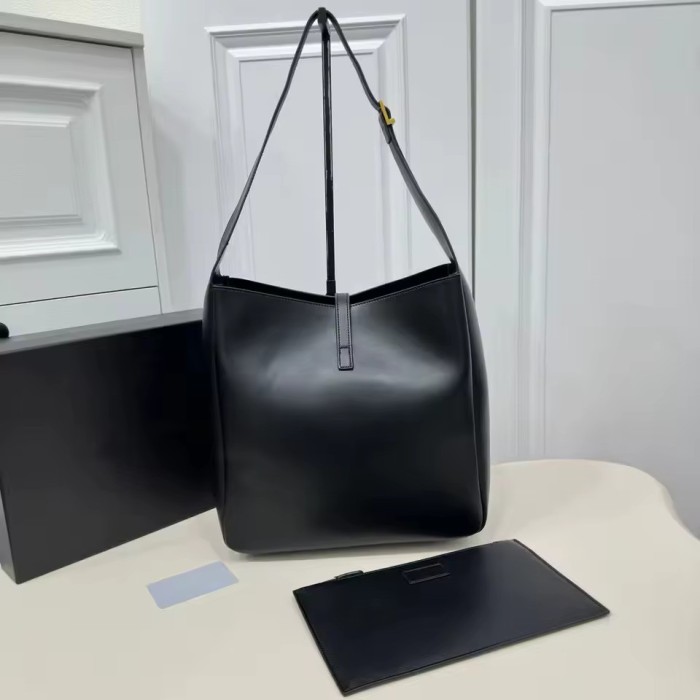 Borsa Estiva Sotto Spalla di Lusso – Borsa da Donna in Vera Pelle, Elegante e Classica
