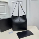 Borsa Estiva Sotto Spalla di Lusso – Borsa da Donna in Vera Pelle, Elegante e Classica