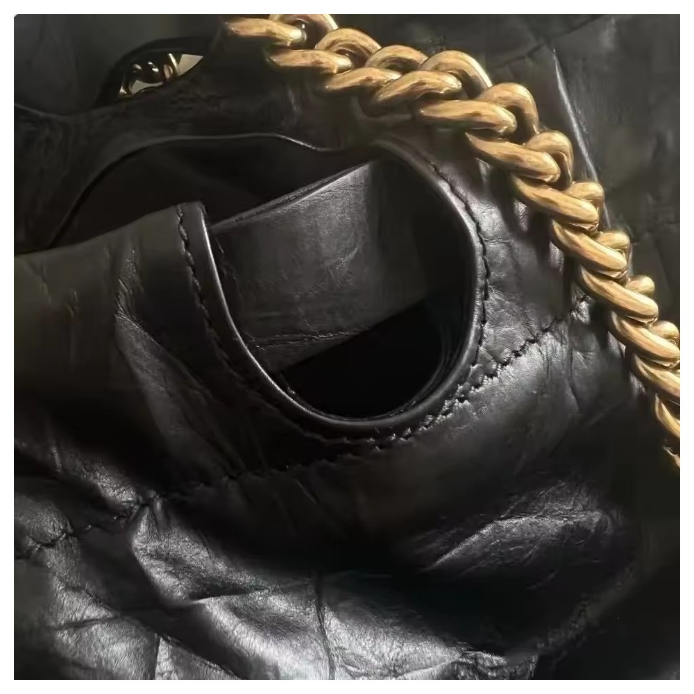 Glossy Crinkled Calfskin Bucket Bag – Fashionable Large-Capacity Women’s Drawstring Shoulder Handbag