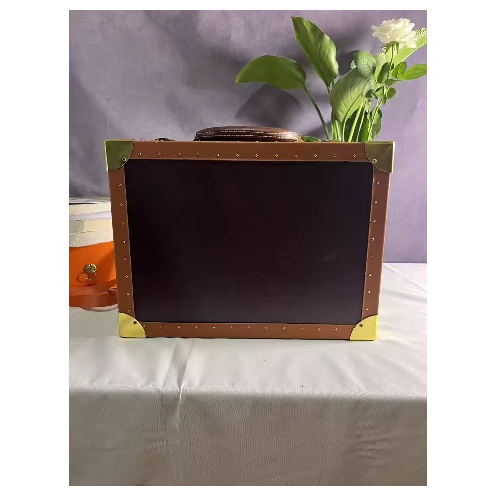 Black Women’s Luxe Shoulder Bag – Classic Fashion Bucket Handbag with Spacious Storage