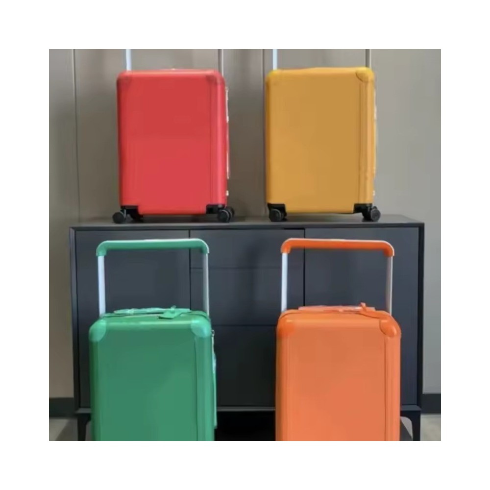 Women’s Luxury Canvas Travel Bag | Elegant & Durable Design by Luxe