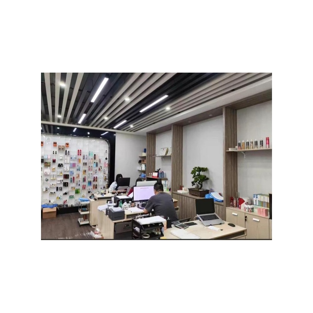 Luxe Signature – Unisex High-End Perfume | Long-Lasting Luxury Fragrance for Men & Women