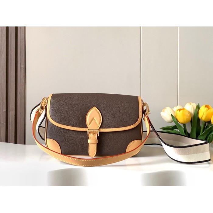 Borsa a Tracolla di Lusso in Tela da Donna | Borsa Firmata Lux VL