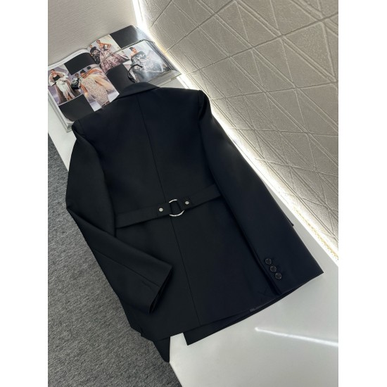 Completo Tailleur Elegante con Cintura – Giacca a Rever a Lancia e Pantaloni a Gamba Larga, Spalle Strutturate Oversize