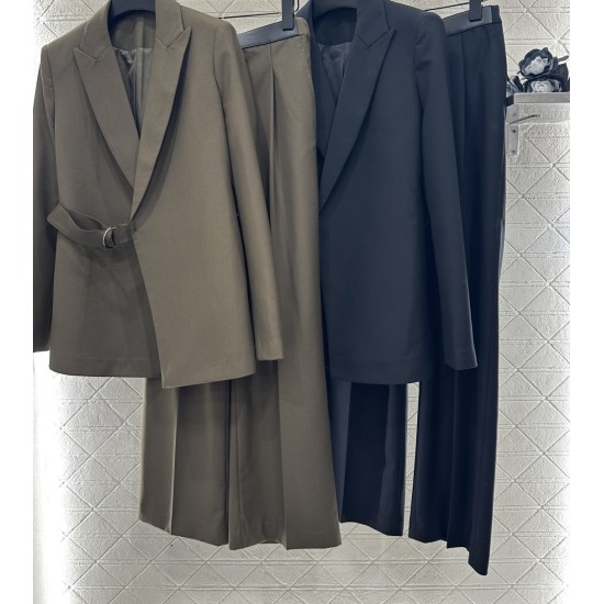 Completo Tailleur Elegante con Cintura – Giacca a Rever a Lancia e Pantaloni a Gamba Larga, Spalle Strutturate Oversize