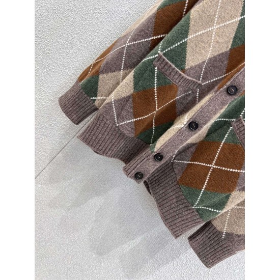 Diamond Pattern Cashmere Cardigan – Ultra-Soft Autumn/Winter Knitwear Essential