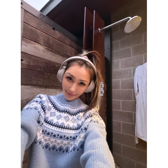 Heavy-Duty Crochet Wool Crew Neck Sweater – Premium Soft Knit Pullover with Ribbed Trim