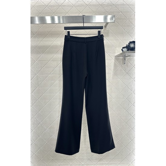 Completo Sartoriale in Raso con Revers Satinati e Pantaloni Ampi | Due Pezzi