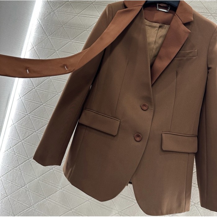 Completo Sartoriale Giacca e Pantaloni con Revers in Raso di Lusso