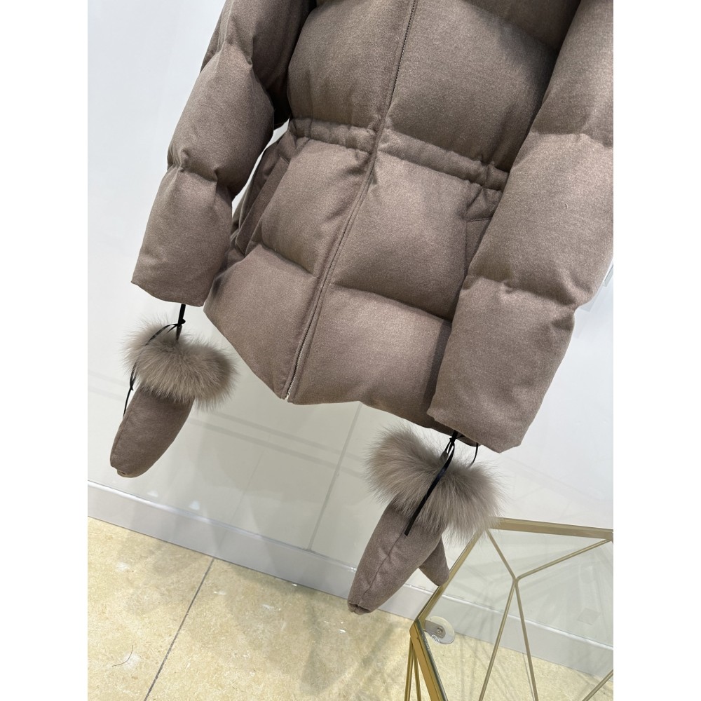 Luxe Wool Cashmere Goose Down Coat with Fox Fur Collar and Gloves