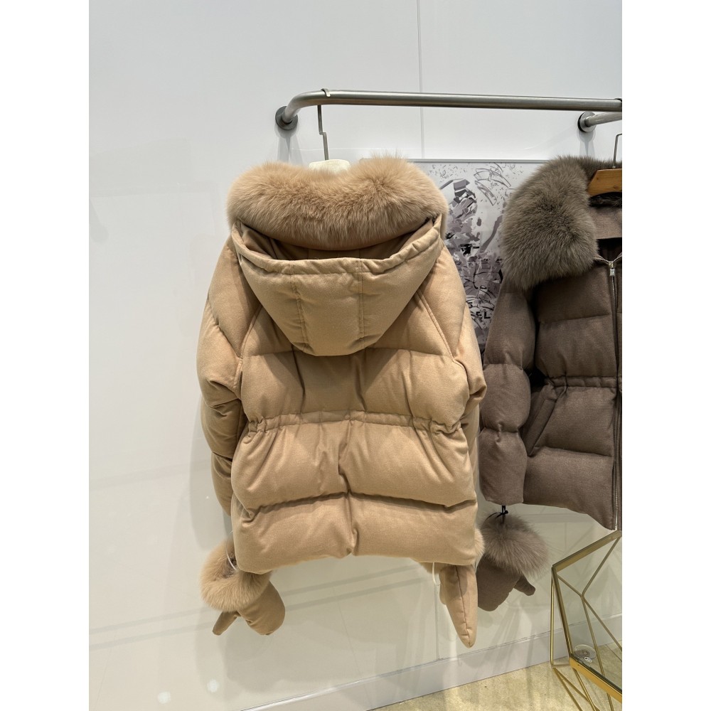 Luxe Wool Cashmere Goose Down Coat with Fox Fur Collar and Gloves