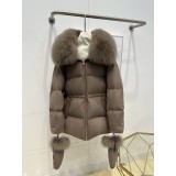 Cappotto di Lusso in Lana e Cashmere con Piumino d’Oca e Collo in Volpe