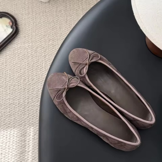 Quilted Pink Leather Ballet Flats with Black Toe Cap