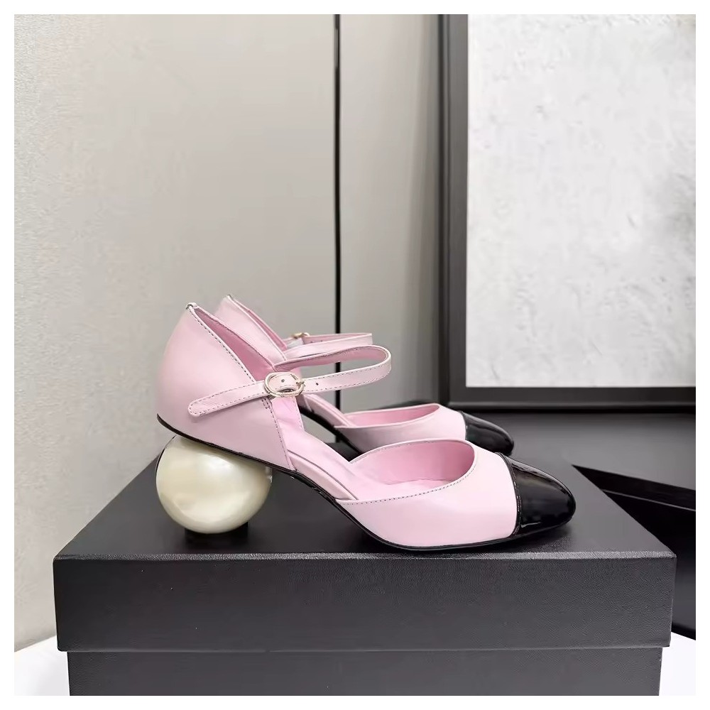 Two-Tone Mary Jane Pumps - Women's Cap Toe Block Heels with Sculptural Pearl