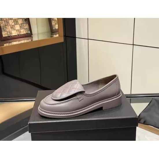 Mocassini in Pelle Trapuntata da Donna | Eleganti Scarpe Platform Slip-On