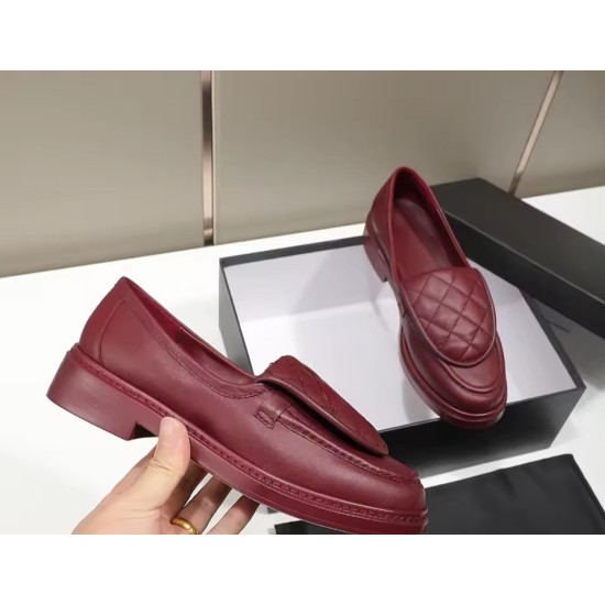 Mocassini in Pelle Trapuntata da Donna | Eleganti Scarpe Platform Slip-On