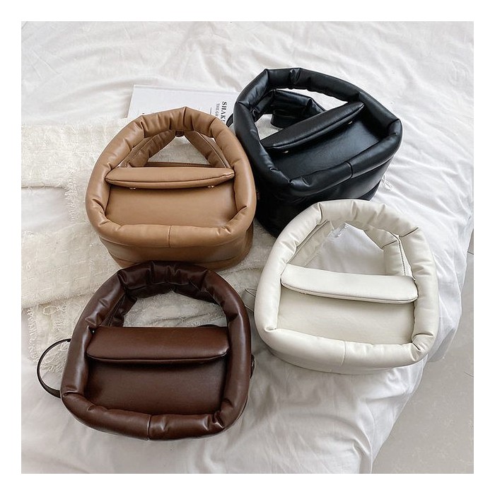 Soft PU Leather Women’s Crossbody Bag – Elegant & Versatile