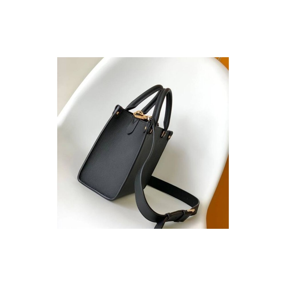 Borsa di Lusso da Donna in Pelle – A Mano e a Tracolla, Elegante e Versatile