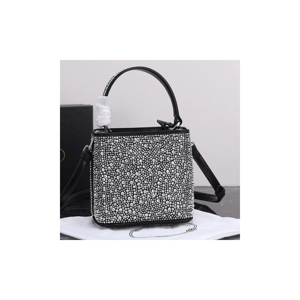 P Lux Crystal Mini Shoulder Bag – Elegant & Luxurious