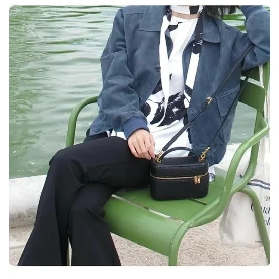 Luxury PU Leather Box Bag for Women – Elegant Small Crossbody & Shoulder Bag