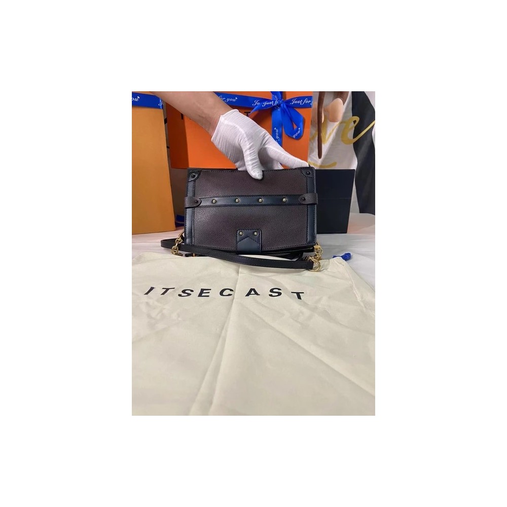 Luxury VL Shoulder Bag for Women | Elegant Design & Premium Materials