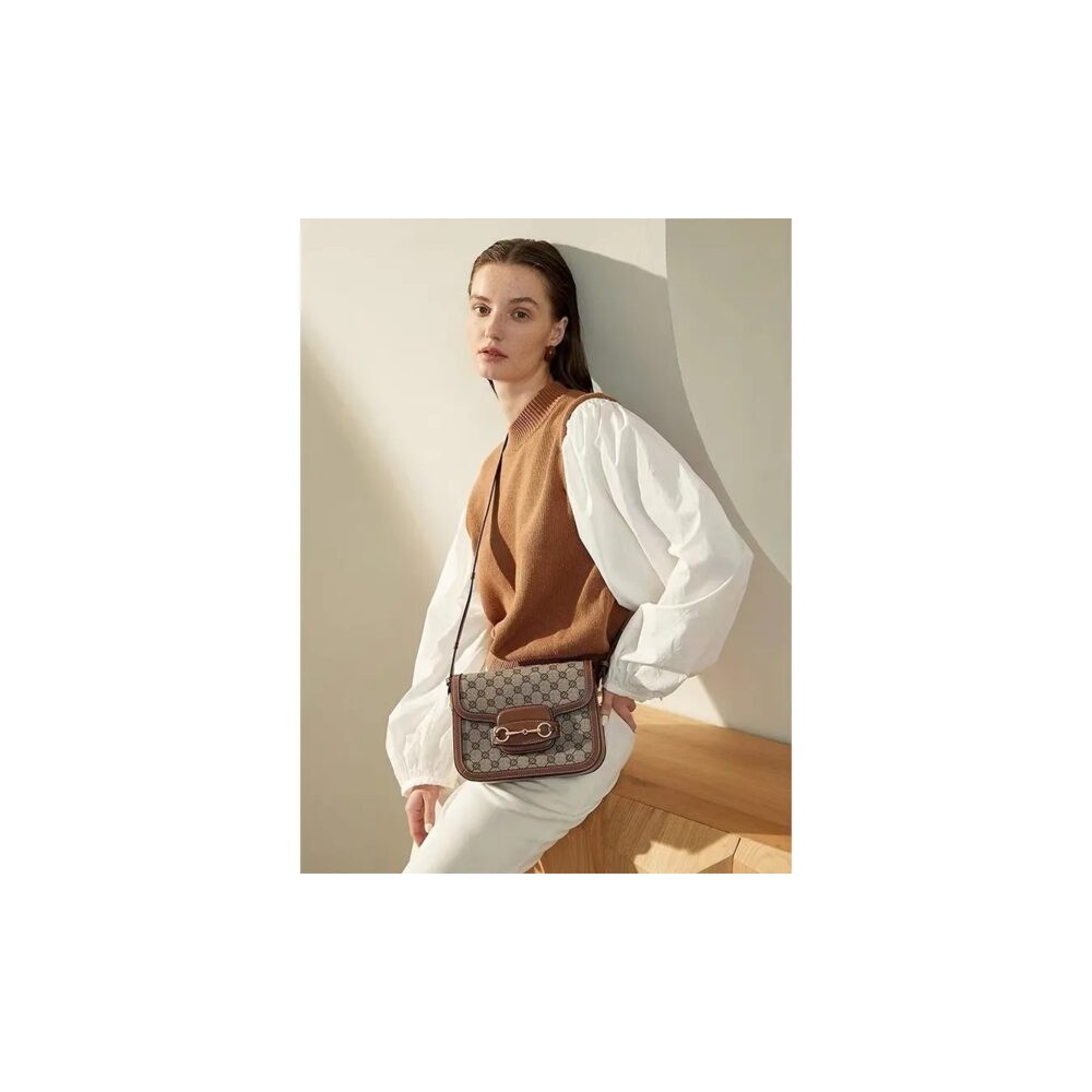 Lux G White Leather Shoulder Bag – Elegant Design & Premium Craftsmanship