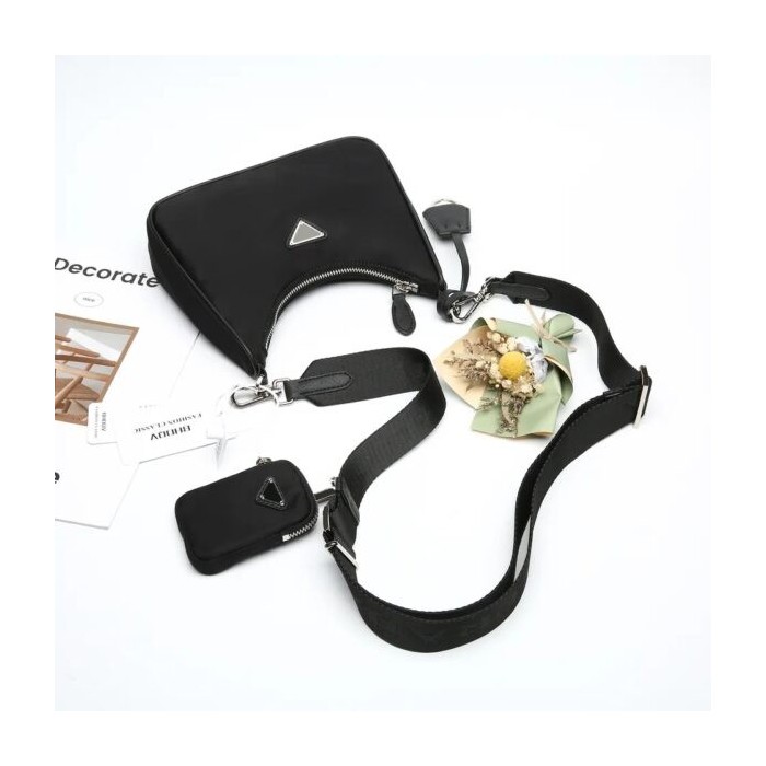 P Lux Women’s Crossbody Shoulder Bag – Elegant Italian Design & Premium Materials