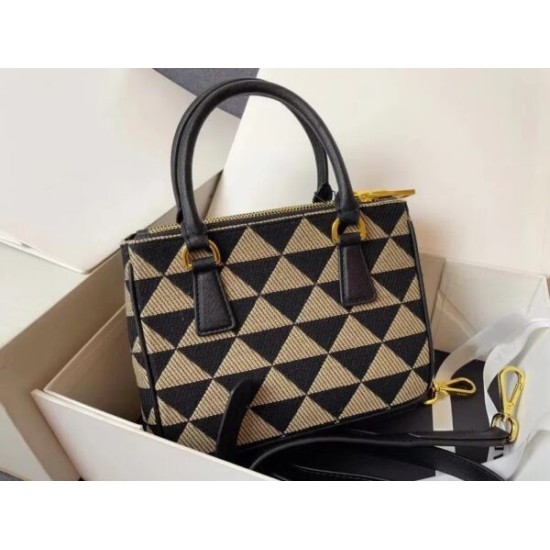 Borsa a Tracolla Elegante da Donna P Lux – Design Italiano di Lusso