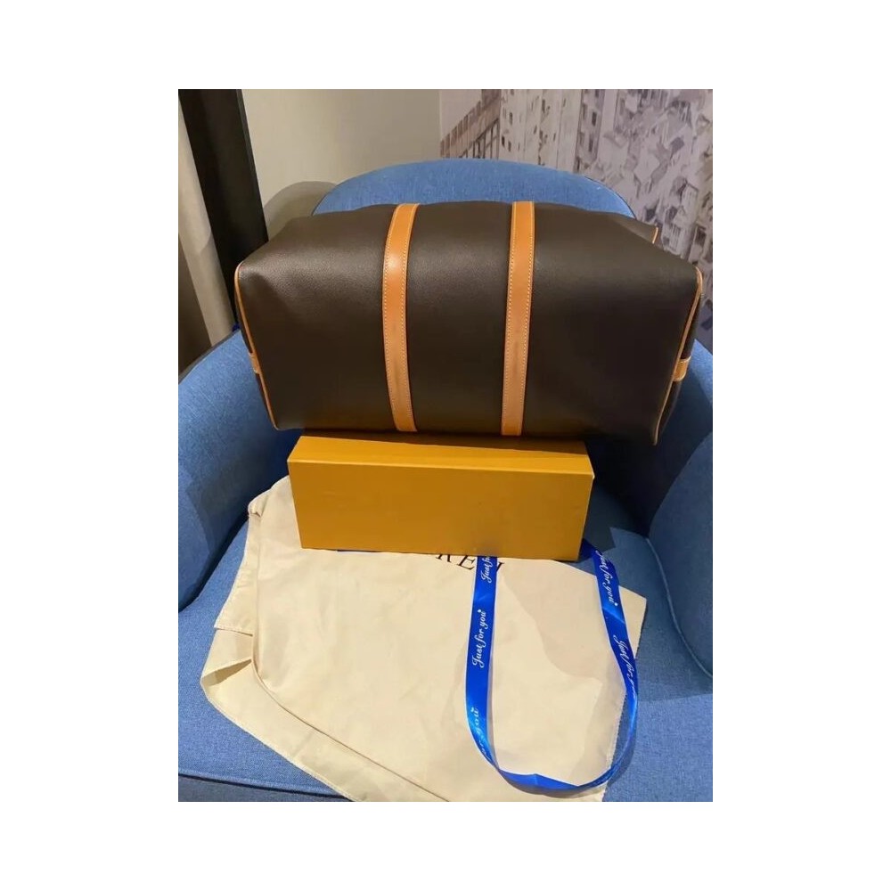 VL Lux Women's Leather Travel Duffel – Timeless Elegance & Luxury