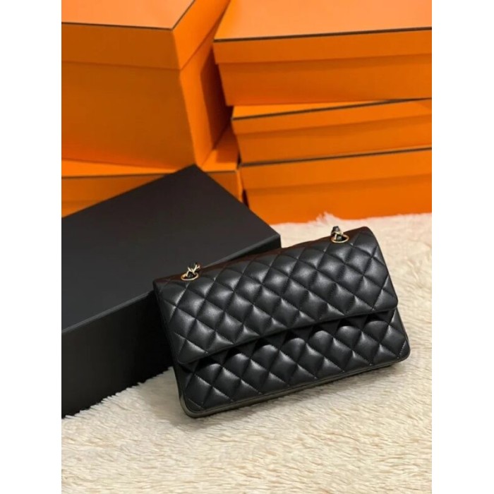 C Lux Smooth Leather Women’s Handbag – Elegant & Timeless Design