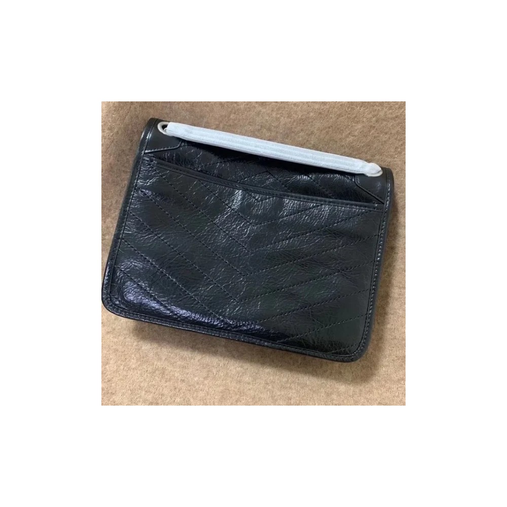 Luxury Leather Chain Shoulder Bag | Timeless Elegance & Italian Craftsmanship