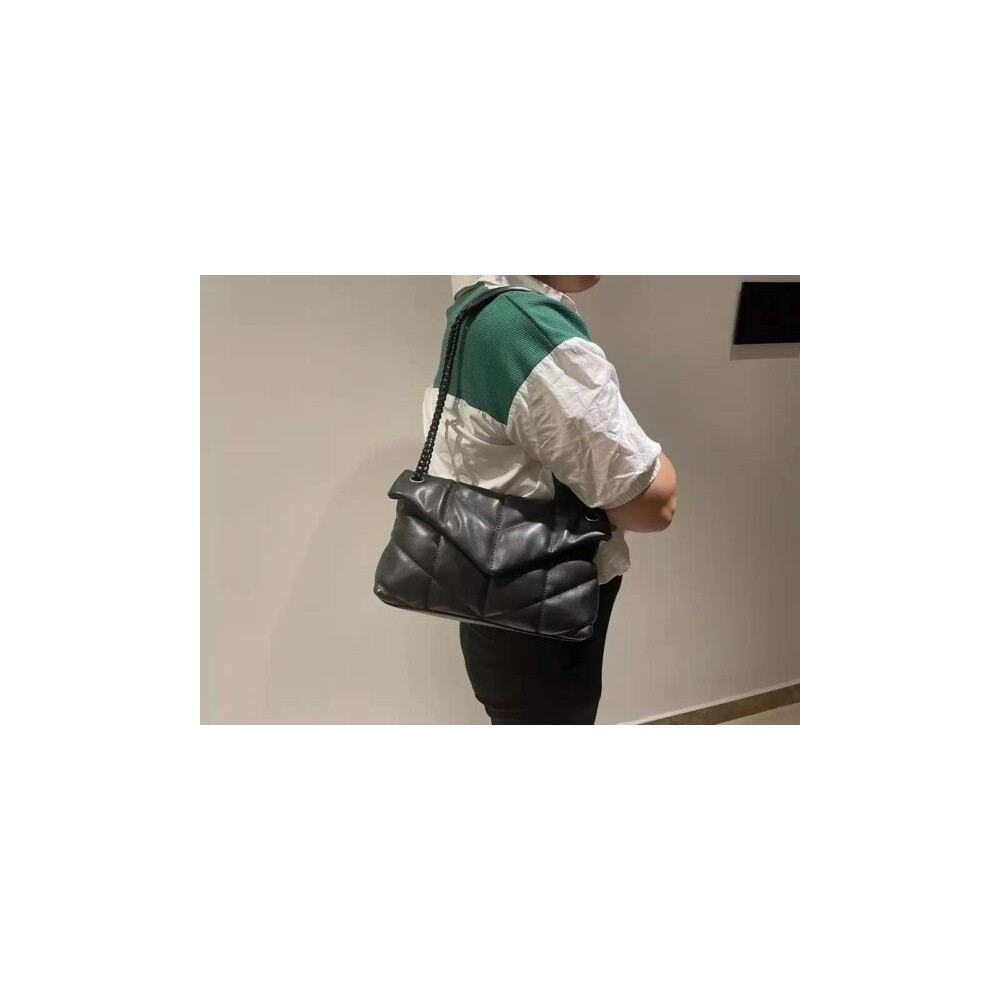 Borsa a Tracolla di Lusso da Donna in Pelle – Design Elegante e Materiali Pregiati