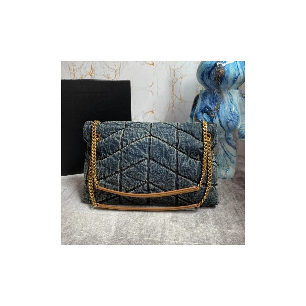 Borsa a Spalla Triangolare di Lusso YL – Pelle Pregiata, Design Italiano Elegante