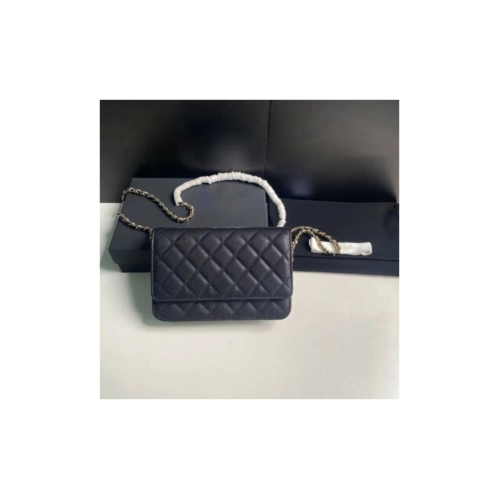 Borsa a Tracolla di Lusso in Pelle di Vitello | Design Senza Tempo ed Eleganza Artigianale